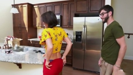 Armed with a fucking machine and a stiff cock nerdy man gets to fuck a hottie