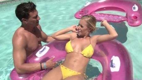Amateur wife cheats with random dude from the pool