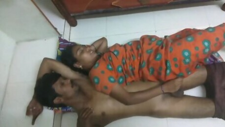 Mature Homegrown Sex Action of Real Life Married Desi Village Couple